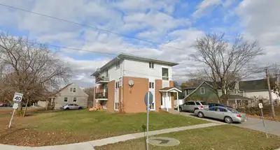 3 UNITS – Large 3 Bedroom apartments located on Princess street in Trenton, Ontario. Building is clo...
