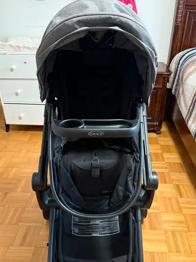 Graco Modes Nest Travel System Reversible stroller seat can face parent or the world, for just the r...