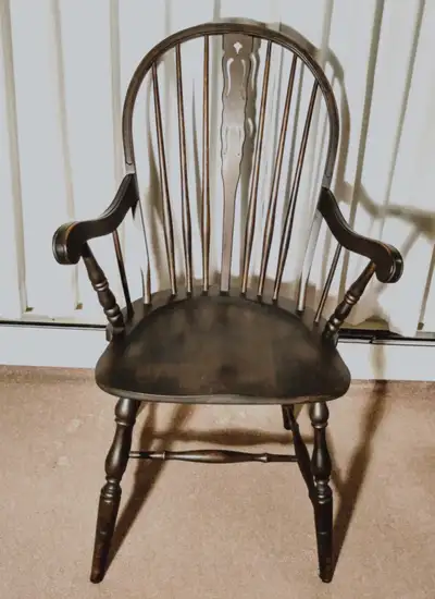 "Windsor" arm chair, View more