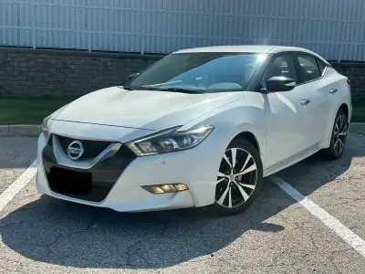 Saftey included!! Ready to go 2017 Nissan Maxima Platinum edition 148370 kms No accidents (carfax ve...