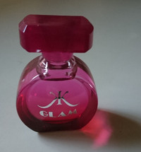 Kim Kardashian Glam Perfume by Kim Kardashian 7.5ml