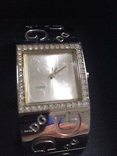Montre Guess argent in Jewellery & Watches in Longueuil / South Shore - Image 3