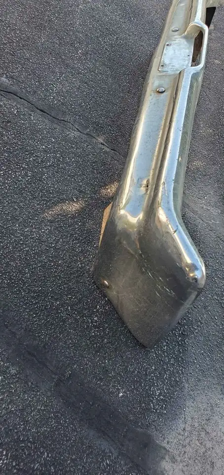 Bumper Avant Pour Chrysler 1961 1962 in Auto Body Parts in Longueuil / South Shore - Image 11