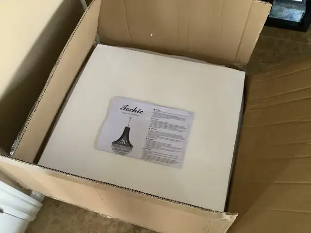 *New Tochic House of Hampton  crystal 6 light chandelier-black in Indoor Lighting & Fans in Hamilton - Image 7