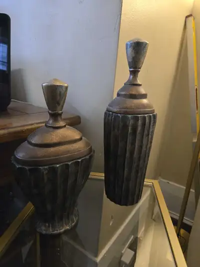 Add a touch of elegance to your living space with this set of two decorative jars, perfect for any r...