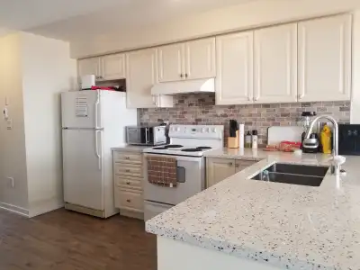 **Reading this ad means, room is available** Feel free to reach out with a brief intro about yoursel...