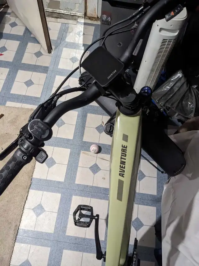 [NEW PRICE] Aventon Aventure Ebike 3 in eBike in London - Image 4