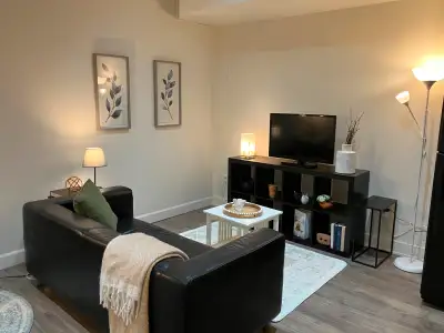 Cozy, Spacious 1-Bedroom Basement Suite in East York