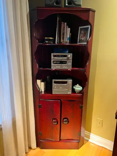 Meuble de coin (vaisselier/bibliothèque) en bois, View more