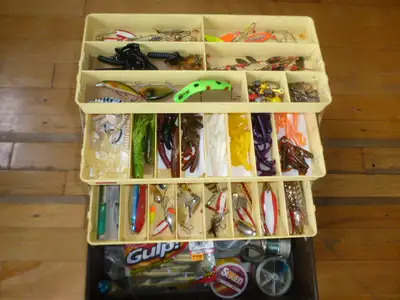 Coffre a peche debutant, Fishing tackle box, View more