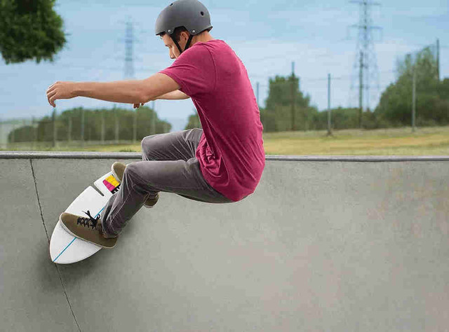Razor Ripsurf in Skateboard in Saskatoon