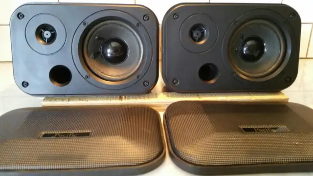 Pacific Small Stereo Speakers in Speakers in Mississauga / Peel Region - Image 3