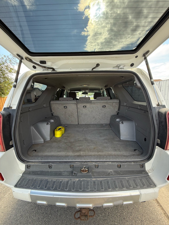 2004 Toyota 4Runner  in Cars & Trucks in Calgary - Image 3