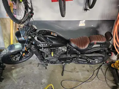 2021 Indian Scout Bobber only 1840 kms . Still has lots of warranty left . Extras on bike are comfor...
