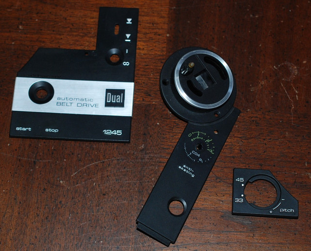 Dual Belt-Drive Turntable Switches, Knobs and a Few Other Parts in Stereo Systems & Home Theatre in London - Image 3