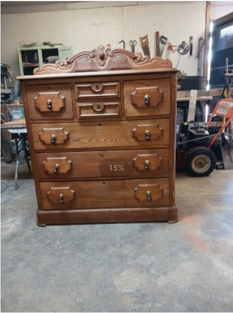 Antique  Eastwood dresser dans Commodes et armoires  à Ville de Montréal