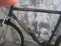 SPECIALIZED ROCKHOPPER in need of repair