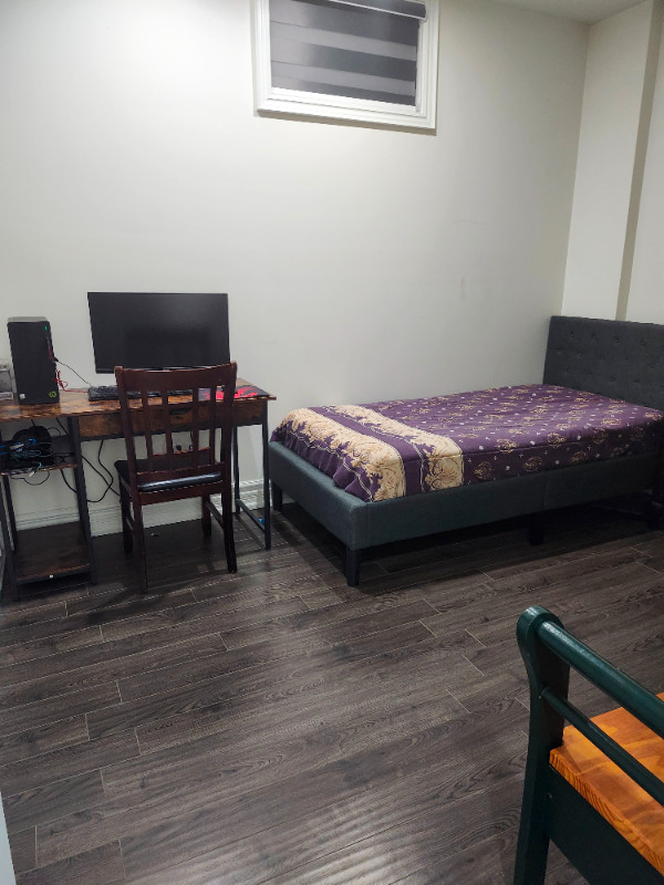 Room for Rent in Room Rentals & Roommates in City of Toronto