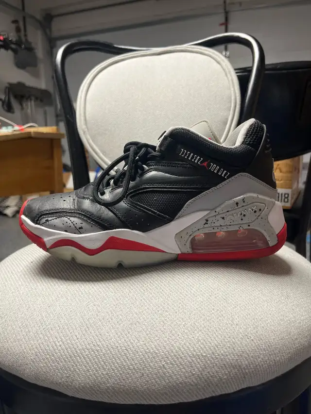 Nike Jordan air Max 200 sneakers in Men's Shoes in City of Montréal - Image 2