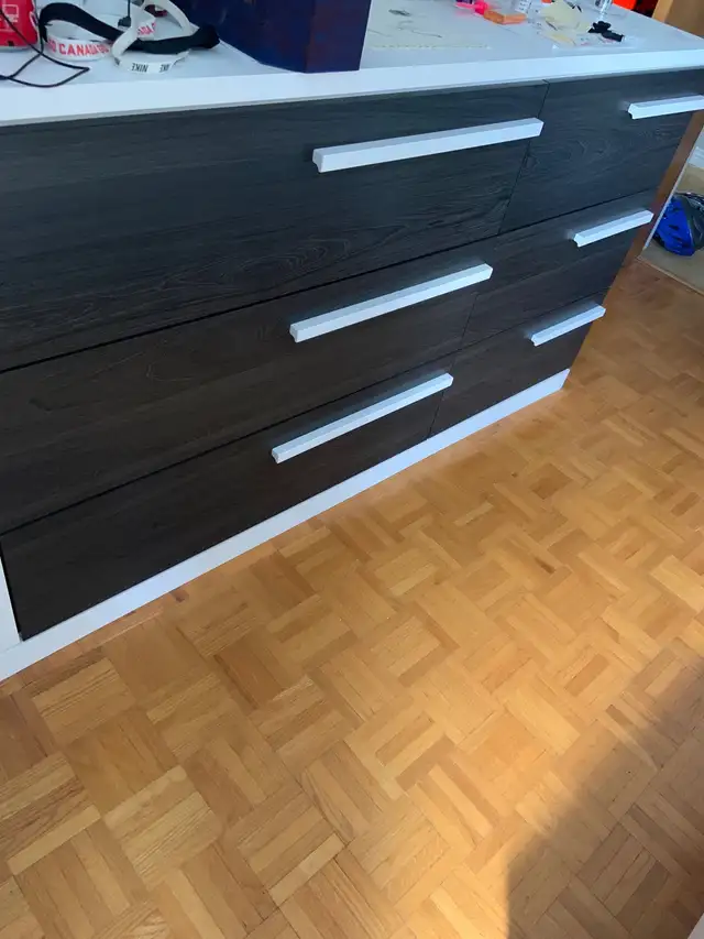 bed and Dresser (queen bed)64695057799425122