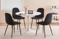 07-009 Classic Round Dining Table Set With Leather Chairs