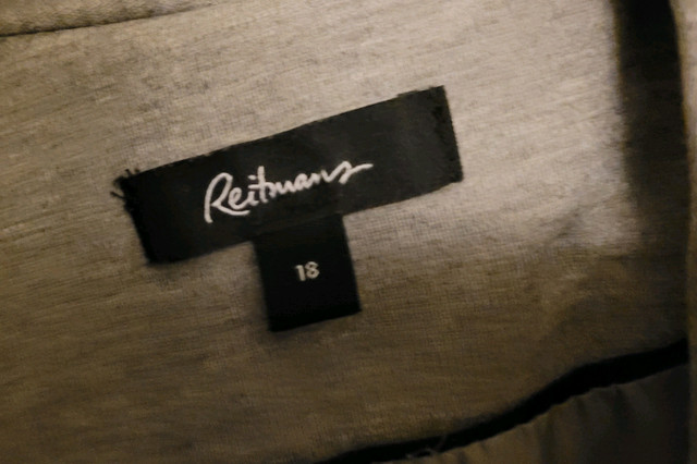 Reitmans Blazers Size 16 and 18 in Women's - Tops & Outerwear in Kingston - Image 3