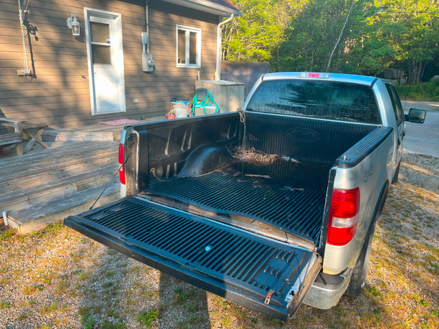 2008 F150 Crew Cab 4x4, Great Cond, 209000km, 8 cyl, new safety in Cars & Trucks in Bedford - Image 4