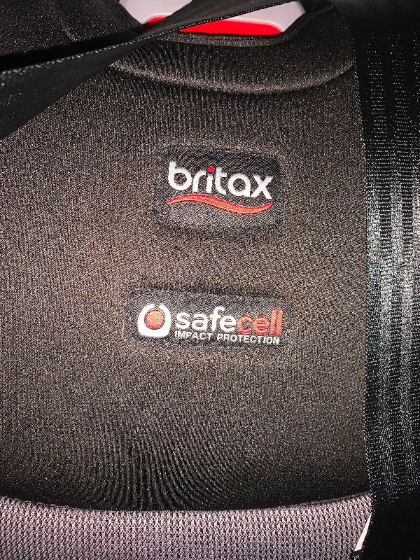 Britax Click Tight Car seat - Exp March 2025 in Strollers, Carriers & Car Seats in Kitchener / Waterloo - Image 4