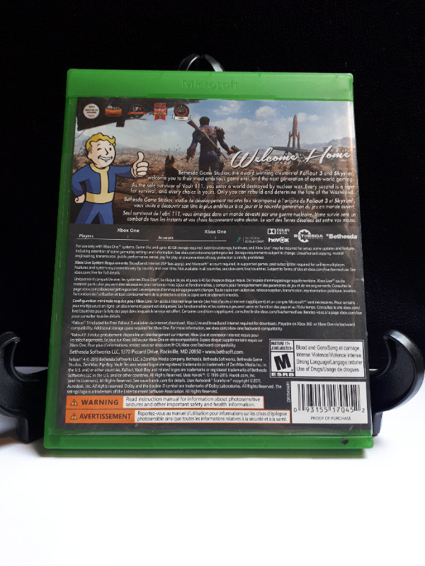Fallout 4 (Xbox One, 2015) Complete With Poster CIB VG in XBOX One in Windsor Region - Image 3