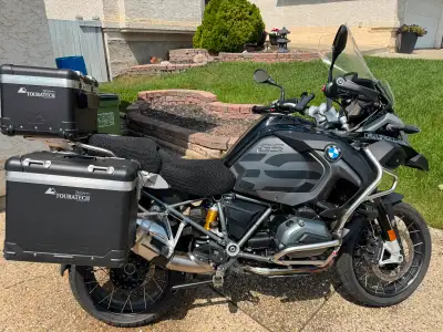 1200 BMW GSA Adventure Touring 31400 Kms All service and maintenance intervals completed New Zega Pr...