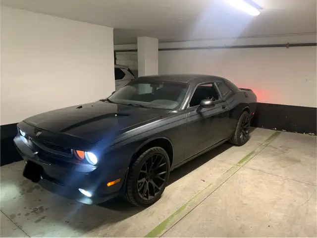 2010 Dodge Challenger RT 6 Speed
