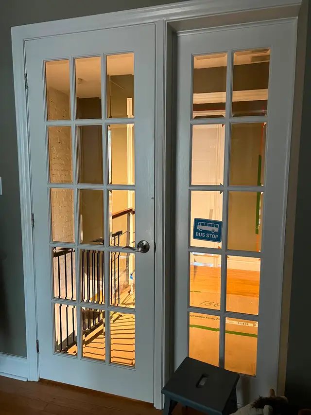 2 Solid Wood French Doors with Glass Panes (30" and 23 1/4" W) in Windows, Doors & Trim in City of Montréal - Image 7