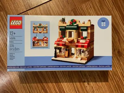 New and sealed is this Lego 40696 Limited Edition Bakery set. 376 pieces. Box is in perfect conditio...