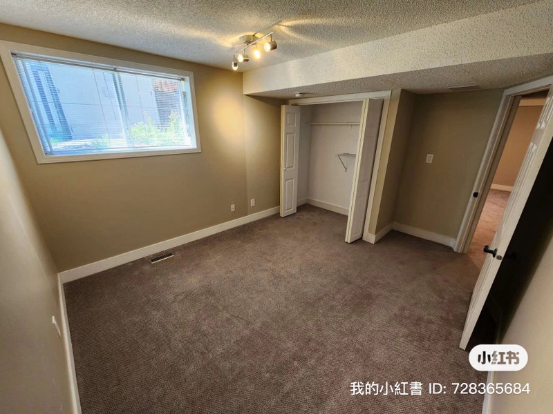 2bedroom WalkUp basement at Strathcona Park for rent Long Term