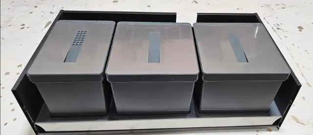 Garbage/Recycle cabinet pull-out63848997062787120