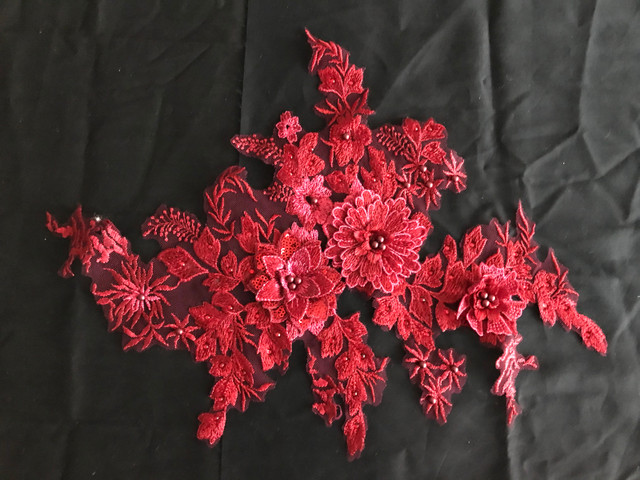 14”x11” Red 3D Floral Embroidered Appliqué Patch Sequins Beads in Hobbies & Crafts in City of Toronto - Image 3