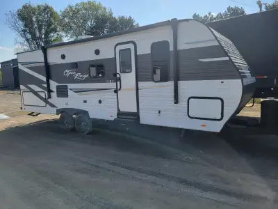 2022 Open Range camper . 26' .power awning . Power hitch . Sleeps 6 . Looking to trade for newr vehi...