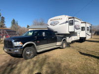 2013 Montana Mountaineer Toyhauler 