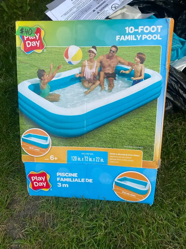 10’ SWIMMING BLOW-UP POOL  in Hot Tubs & Pools in Edmonton - Image 2