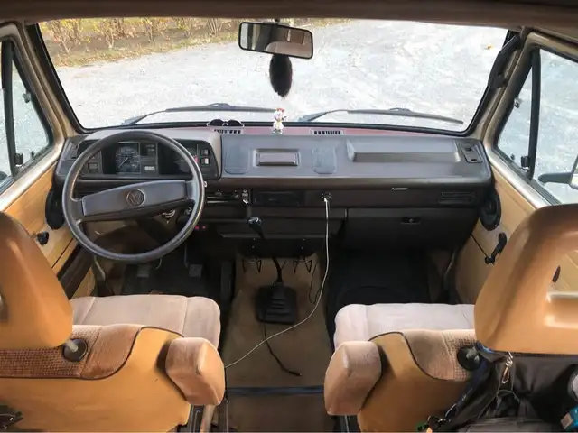 Volkswagen Vanagon Westfalia in RVs & Motorhomes in Québec City - Image 5