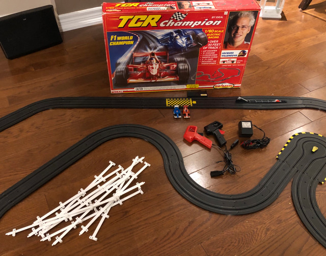 Ideal TCR Champion in Toys & Games in Hamilton - Image 2