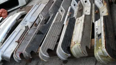 1990 Ford F-150 Rear Bumpers with Brackets Good shape. $100.00 Please call (no text) John @ 905-983-...