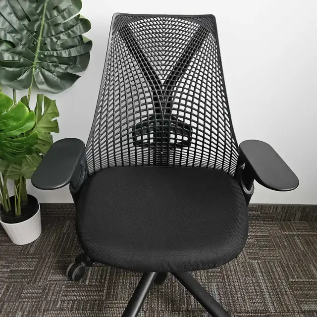 Herman Miller sayl Ergonomic office chair in Chairs & Recliners in City of Toronto - Image 4