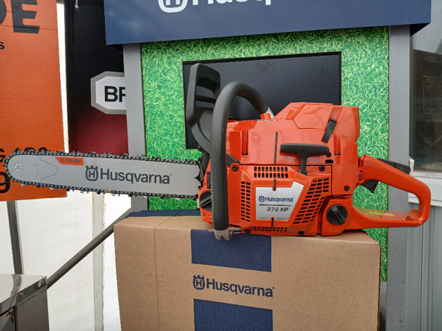 Husqvarna 372XP Chainsaw in Power Tools in Ottawa - Image 3