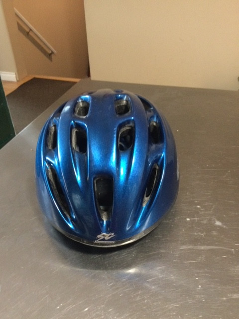 Blue Bicycle Helmet in Clothing, Shoes & Accessories in Winnipeg