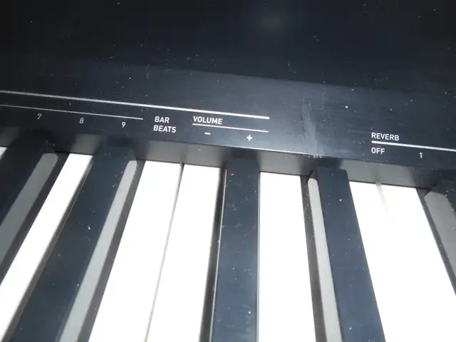 CASIO 88-key CDP135 Piano digital in Pianos & Keyboards in Dartmouth - Image 5