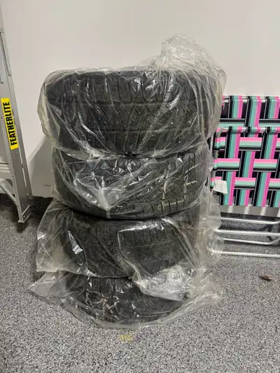 235/45 R18 Pirelli Sottozero3 winter tires Lots of tread left. Good tires. I don’t have the car anym...