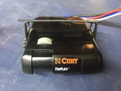 I am selling a Curt Tri Flex brake controller, which is in used condition. It's designed to provide...