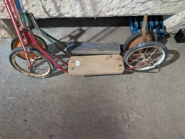 Vintage Metal Scooters in Toys in Windsor Region - Image 5