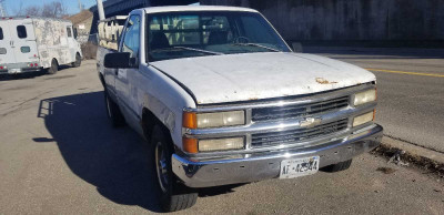 1996 Chevy  2500 pick up lift gate